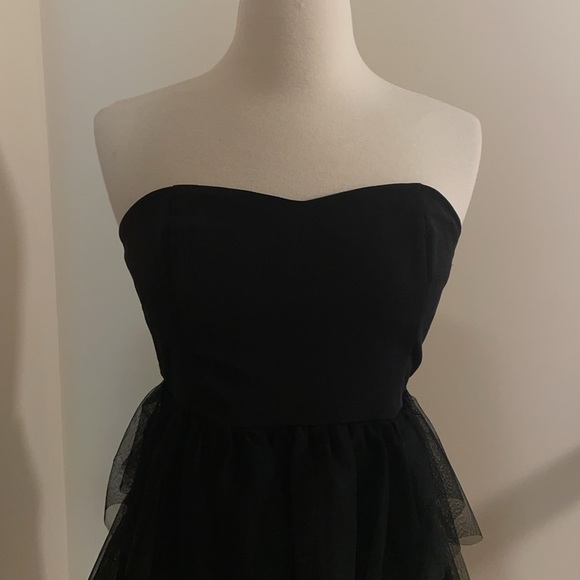 Kimchi Blue. Strapless black dress size small. - Picture 2 of 9